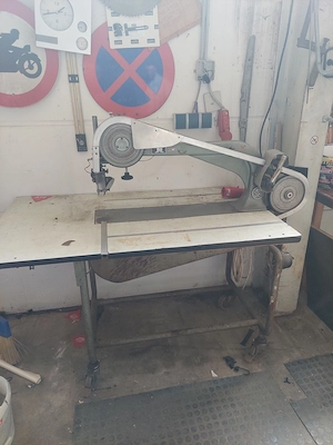 Bandsäge für Stoffe - Leder - holzplaten - Karton  Bild 2