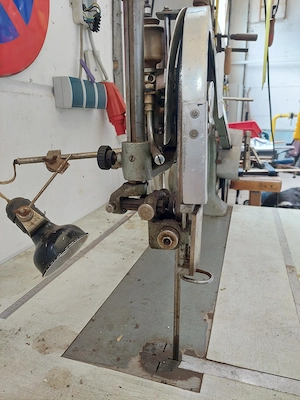 Bandsäge für Stoffe - Leder - holzplaten - Karton  Bild 3