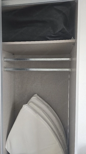 Schrank zu verkaufen Bild 3