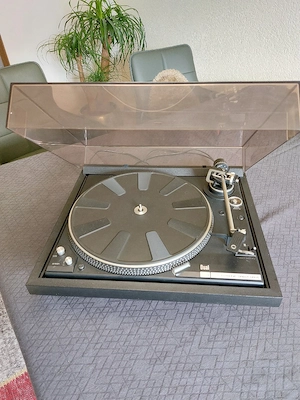 Dual 604 Plattenspieler
