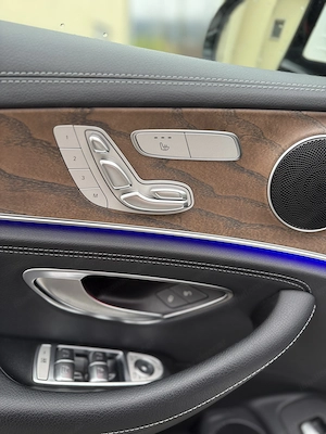 Mercedes-Benz E 300 de PHEV T-Modell 4MATIC Automatik ACC, LED, Spurhalte, Pano Bild 10