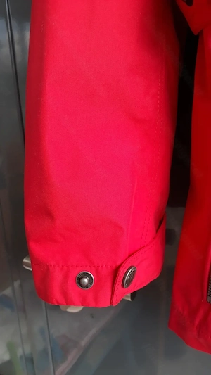Rote Damen-Übergangsjacke, Kapuze abnehmbar, hohe Qualität von killtec, Größe 48, viele Details Bild 7