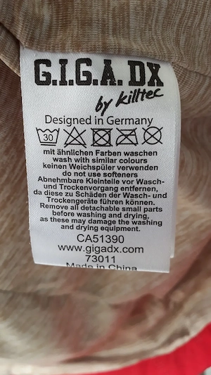 Rote Damen-Übergangsjacke, Kapuze abnehmbar, hohe Qualität von killtec, Größe 48, viele Details Bild 10