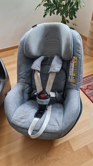 Maxi Cosi Kindersitz plus Station Bild 2