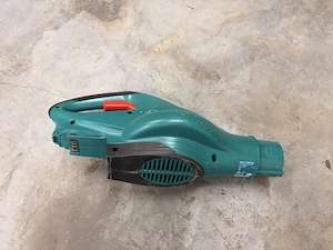 Laubbläser defekt zu verschenken Bild 4