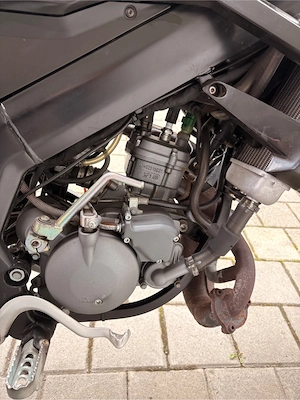 Derbi Senda DRD XTR SM - 9000 Km Zulassung Juni 2021 Bild 5