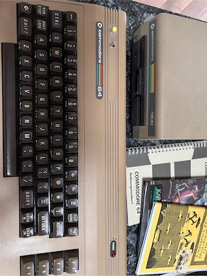 Commodore 64 inkl. Spiele Bild 3