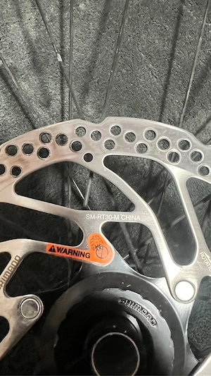 Fahrrad Felge Cube Vorderrad Shimano Nabe, Schwalbe Reifen Bild 5