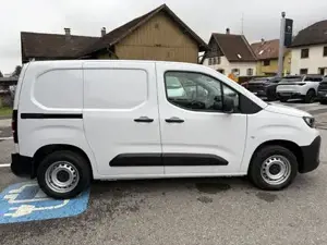 Peugeot Partner Tepee Bild 2