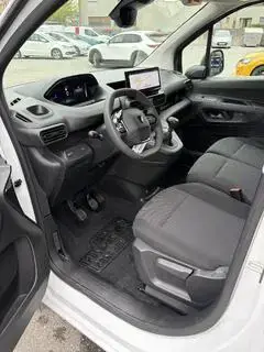 Peugeot Partner Tepee Bild 8