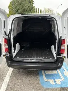 Peugeot Partner Tepee Bild 10