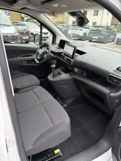 Peugeot Partner Tepee Bild 4