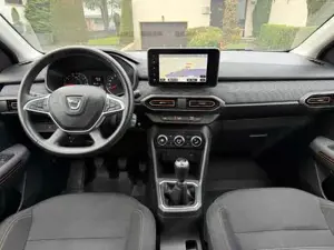 Dacia Sandero Bild 10