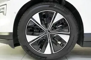 Polestar 4 Long range Dual motor - Base Bild 4