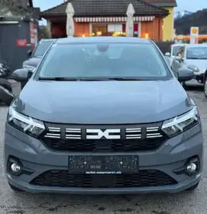 Dacia Sandero Bild 2