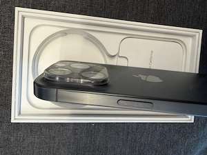 iPhone 15 Pro 128 GB Bild 2