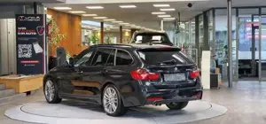 BMW 330 Bild 6