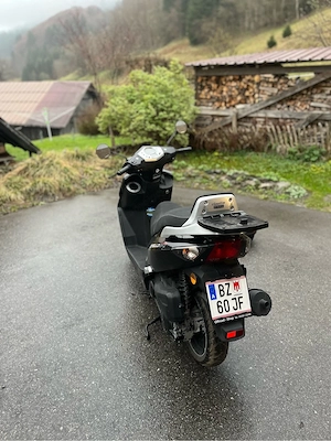 Daelim SL125R Otello Bild 4