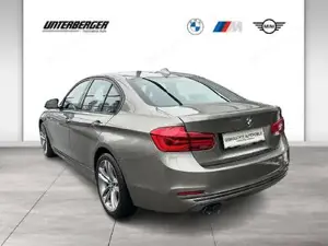 BMW 320i Sport Line // Aut // Head-Up// LED Bild 4