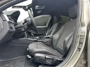 BMW 320i Sport Line // Aut // Head-Up// LED Bild 10