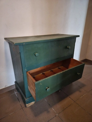 Komode mit 2 Schubladen  Bild 2