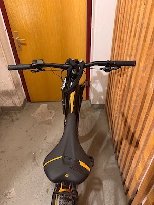 Merida eONE-SIXTY 475 (2022)   Top Zustand, nur 200 km! Bild 3