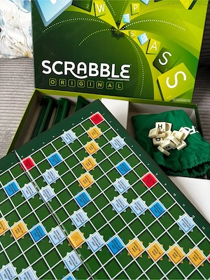 Scrabble Brettspiel Bild 2