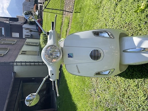 Vespa LX 50 weiß Bild 2