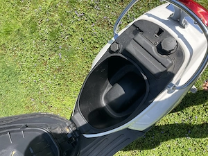 Vespa LX 50 weiß Bild 8