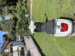 Vespa LX 50 weiß Bild 3