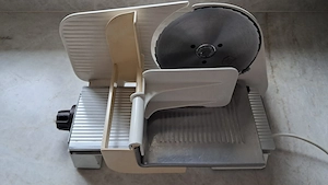 Allesschneider   Aufschnittmaschine   Brotschneidemaschine   elektrisch, Metall Bild 3