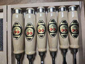 KIRSCHEN Werkzeuge 6-teiliger Stechbeitelsatz Stemmeisen mit Weißbuchenheft im Holzkasten bestehend  Bild 2