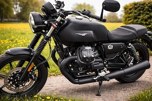 Moto Guzzi V7 Stone 