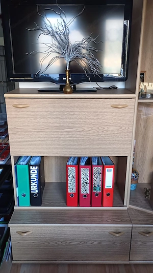 Wohnzimmerschrank Bild 2