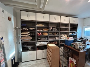 Schränke für Bücher, etc. 