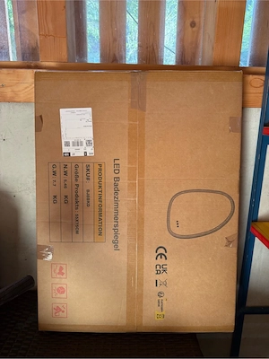 Spiegel beleuchtet Bild 4