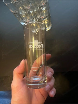 18-teiliges Bar-Set: Original SMIRNOFF & TROJKA Shotgläser   Stamper Bild 7