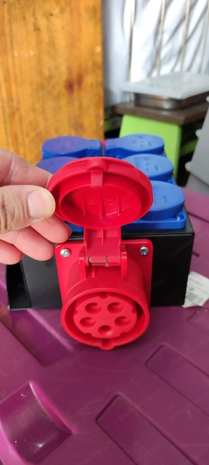 16A 400V Stromverteiler Bild 5