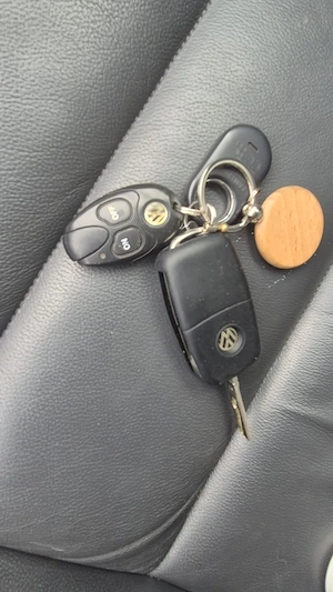 VW Touran 2.0 TDI DSG Highline   Vollausgestattet & frisch gewartet Bild 9