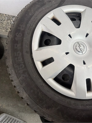 Kompletträder 215 65 16 Bild 4