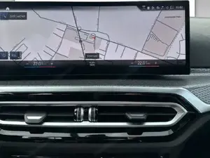 BMW 320i xDrive M Sportpaket Pro // Anhängerkupplung // elektr. Sitze // Bild 8