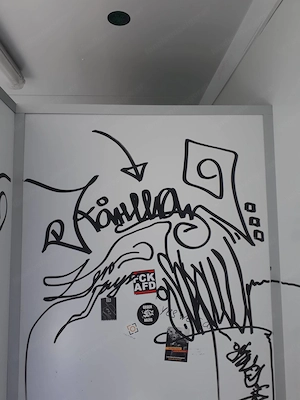 Professionelle Fassadenreinigung & Graffiti-Entfernung