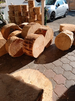 Wer hilft mir beim Holz hackenSuche jemanden der mhr kostengünstig beim Holz hacken hilft.  Bild 2