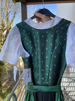 Dirndl incl. Bluse Gr. 42 Bild 2