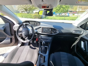 Servicegepflegter Top-PKW Peugeot 308, sehr wenig km, 8fach bereift,  Bild 6