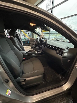 Toyota C-HR 1.2 Benzin | nur 34.000 km | Service & Pickerl NEU | Garantie Bild 2