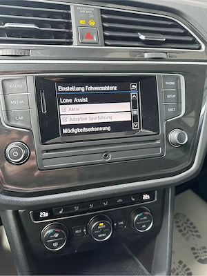 VW Tiguan 2,0TDI Automatik Bild 8