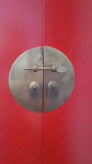 chin.Hochzeitsschrank Bild 3