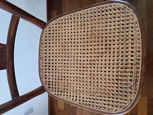 Zwei wunderschöne Thonet-Stühle Bild 4
