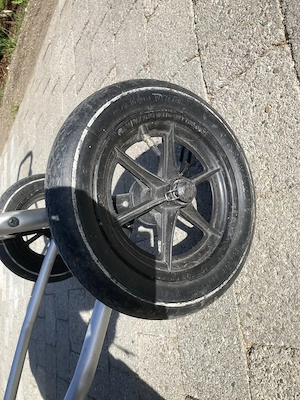 Mountain Buggy Gestell zu verschenken Bild 4